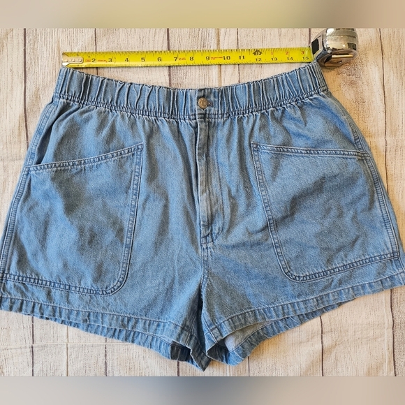 Madewell Plus Size 31 Denim Pull-On Utility Shorts In Grandfield Wash Hi-Rise - Picture 4 of 8